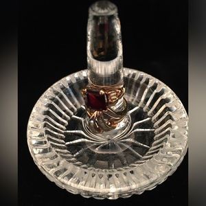 Lead Crystal Ring Holder